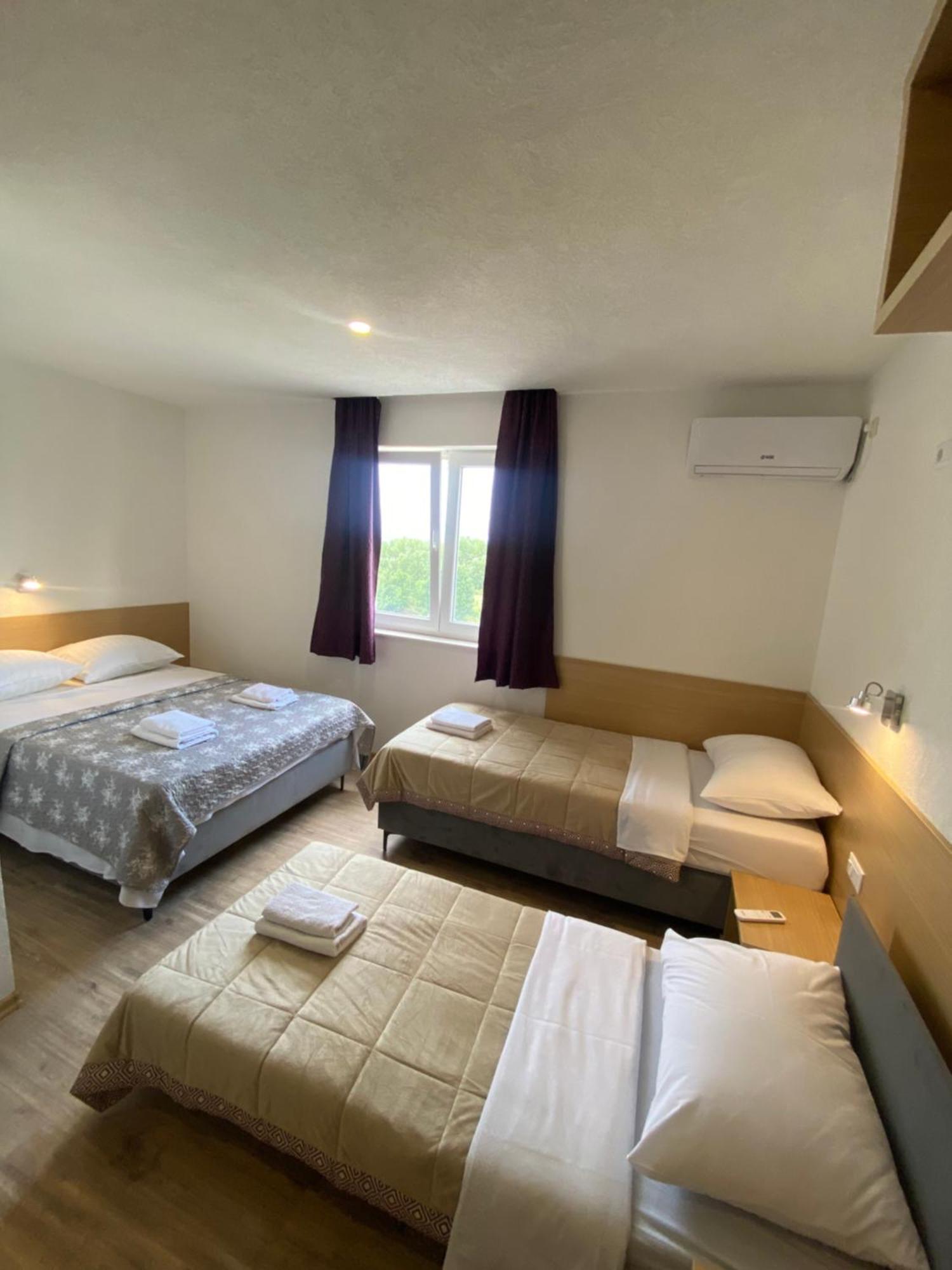 Pansion Raspudic Bed and Breakfast Međugorje Exteriör bild